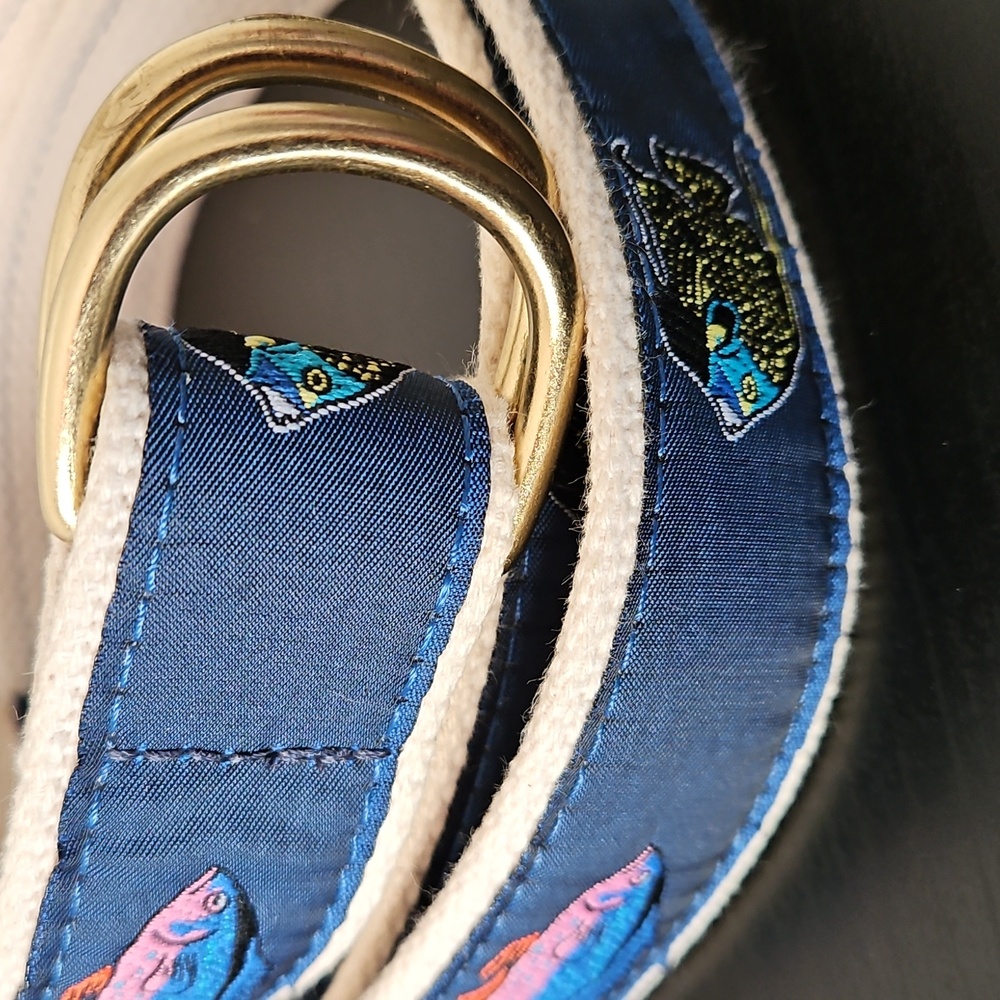 Leather Man Fish Patterned Canvas Belt with Gold Buckle, size large - Picture 3 of 9